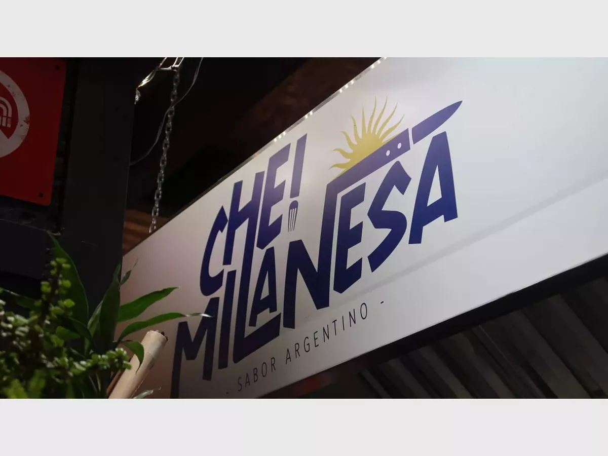 Show 4379c400 11e6 4218 92f9 d66f6f6dec8d