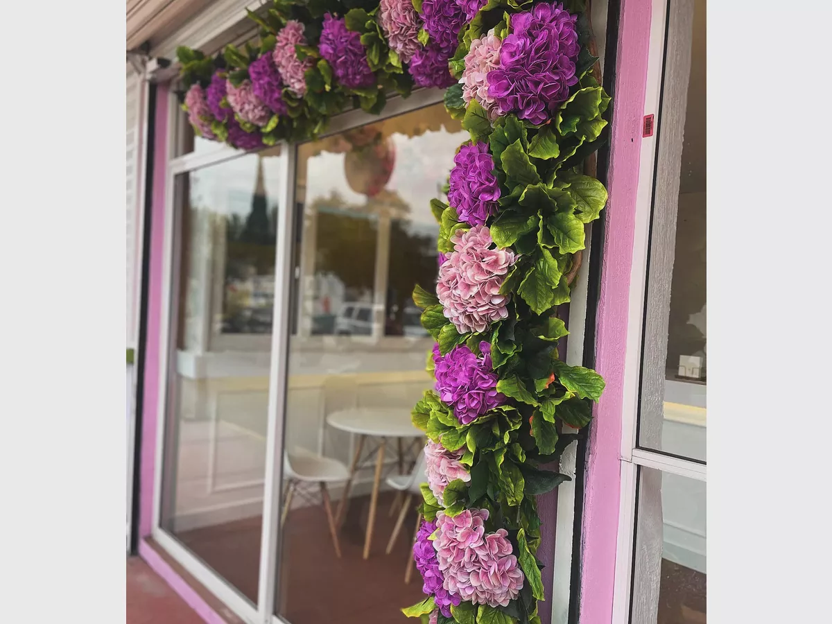 Show 65a69eab f19d 484f a15c 59cd25a132b1